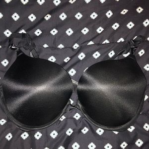 Victoria’s Secret Bombshell Plunge bra 34 D
